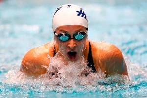 Auburn’s Kukors Smith sues USA Swimming