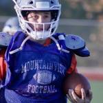 Junior Carson Klemetsen, a lefty, has filled in well at quarterback and in the secondary for Auburn Mountainview. Klemetsen replaced Drew Davenport, who was lost for the season with a knee injury. MARK KLAAS, Auburn Reporter