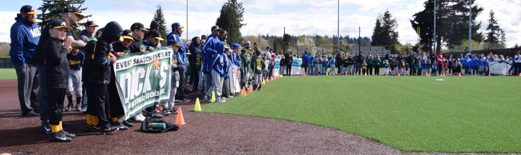 Little League teams at the ceremony. RACHEL CIAMPI, Auburn Reporter