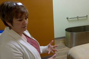 New Auburn clinic trying to bridge gap in health care