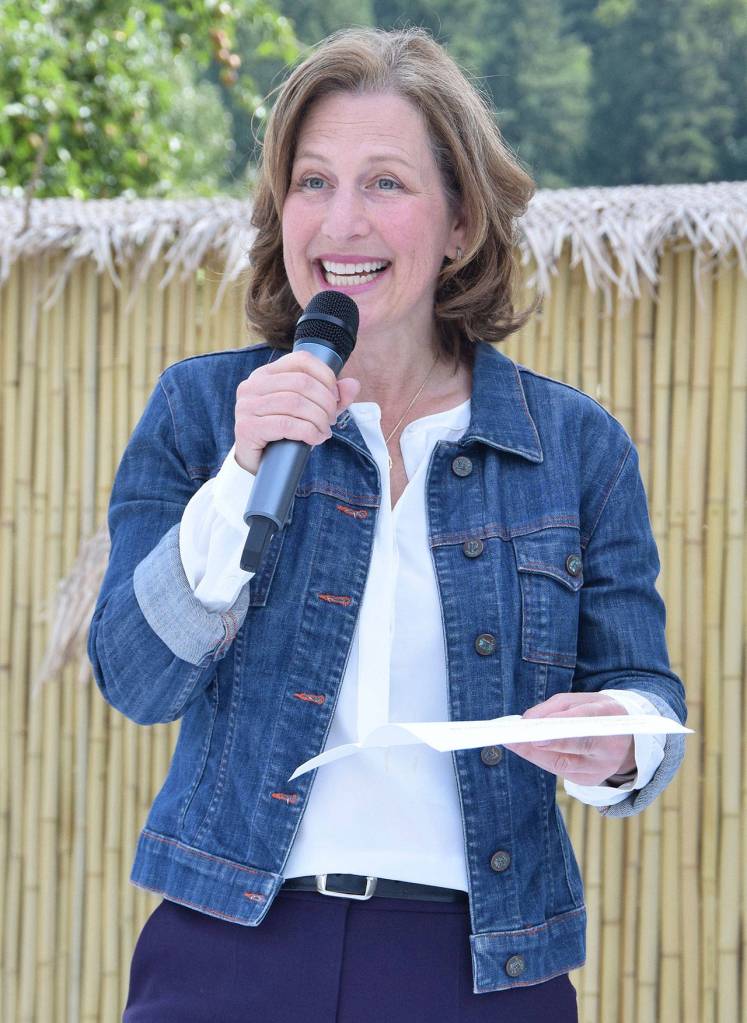 Congresswoman Kim Schrier talks on stage. RACHEL CIAMPI, Auburn Reporter