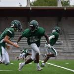 Auburn defensive back marks a wide receiver in practice. (Ben Ray / The Reporter)