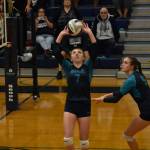 Junior Bryanna Dodson sets up a teammate. Ben Ray / The Reporter