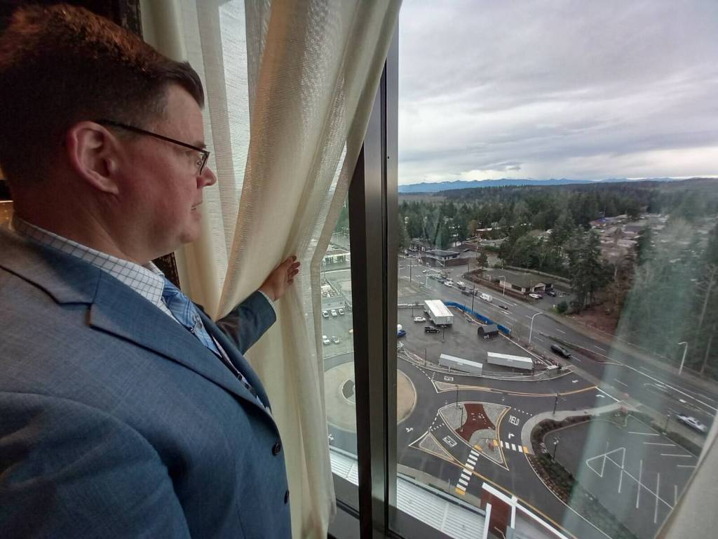 The Muckleshoot Casino Resort offers some stellar views, as shown here by Robert Dearstine, Executive Director of Resort Operations. Photo by Robert Whale/Auburn Reporter