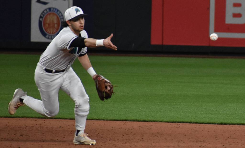 Andrew Shrader flips the ball to second base for an easy out at T-Mobile Park. Ben Ray / The Reporter