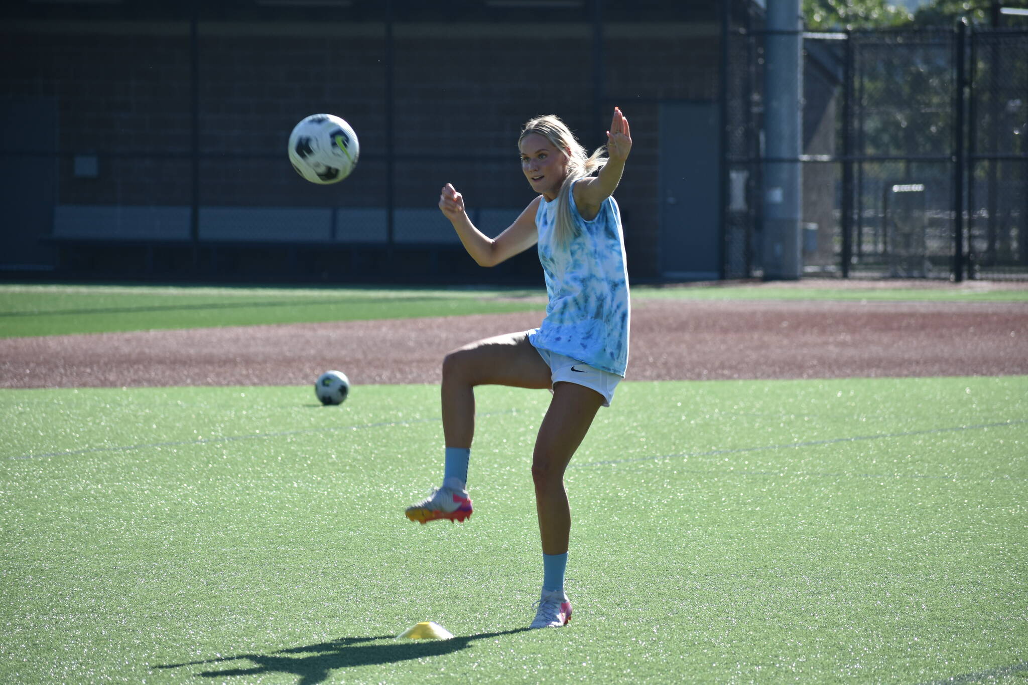 Auburn Riversides Caitlin Riggs controls the ball during practice. Ben Ray / The Reporter