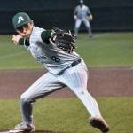 Isaac Gerstner pitches for Auburn. Ben Ray / The Reporter